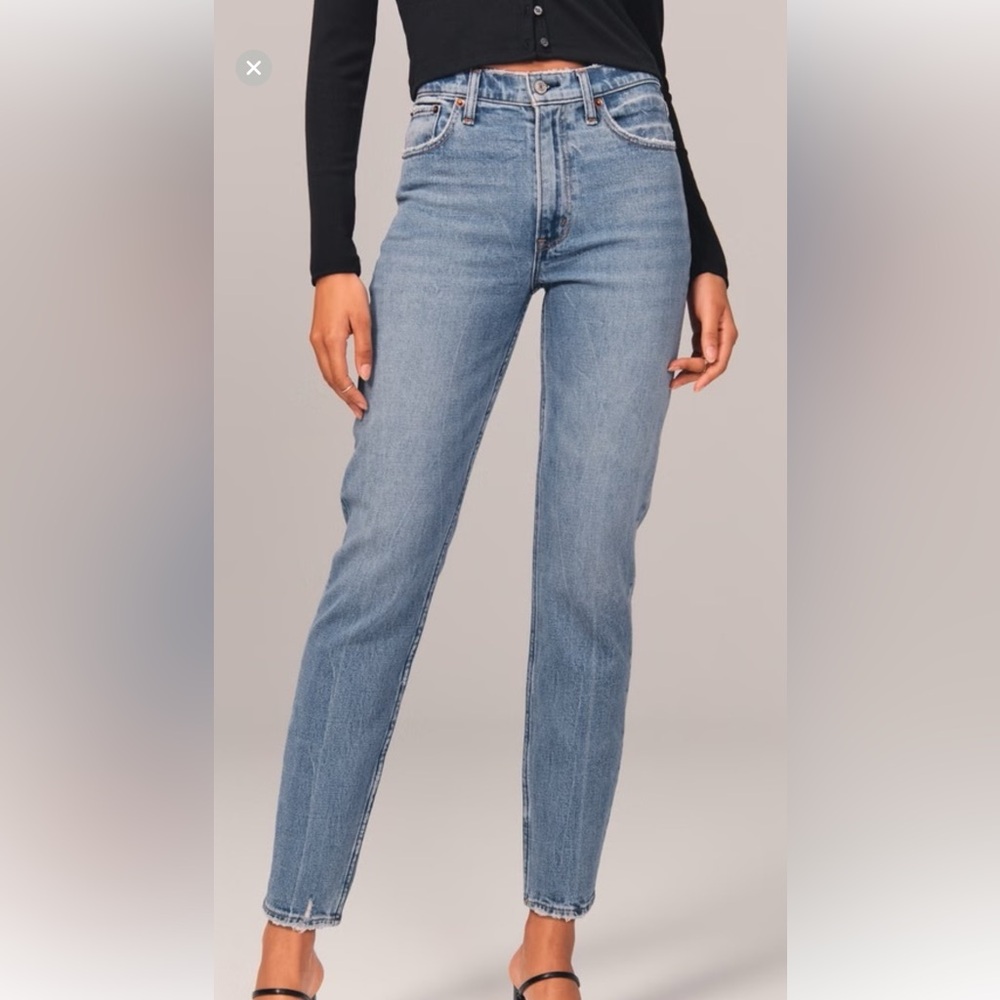 Abercrombie & Fitch The Mom High Rise Jean Curve Love Size 24 00. 1605